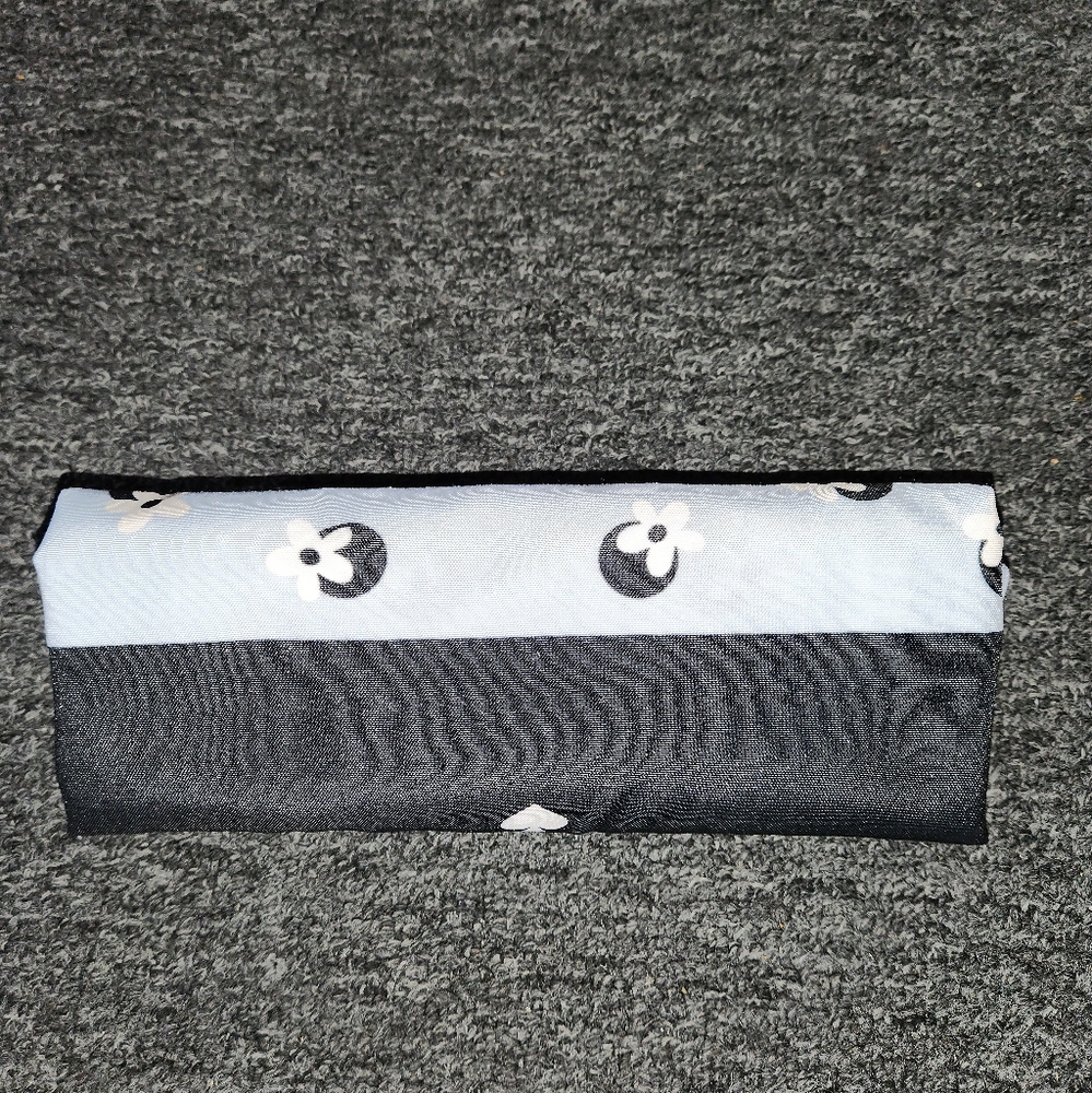 Kate Spade Blue and Black Elegant Tote - Picture 3 of 7